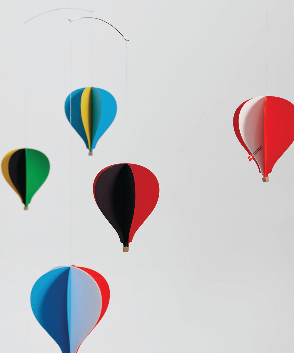 Le Balloon 5 vibrant paper hot air balloon mobiles are displayed against a plain white background.