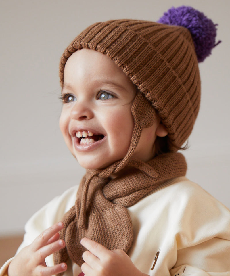 Pom Pom Hat
