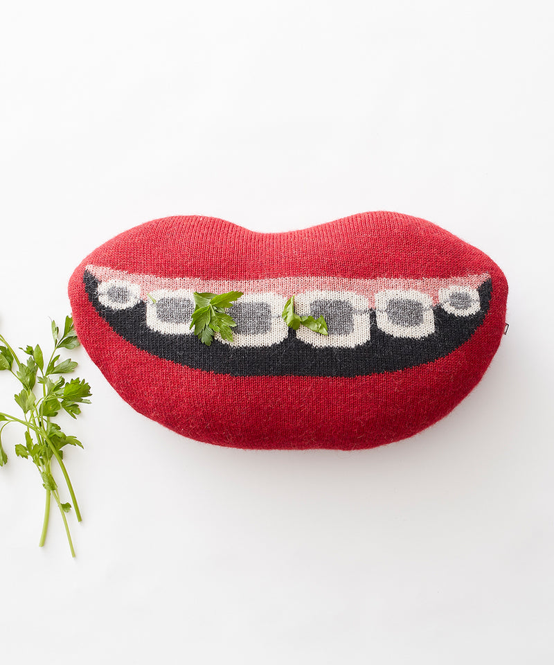 Mouth Shaped Pillow-Braces